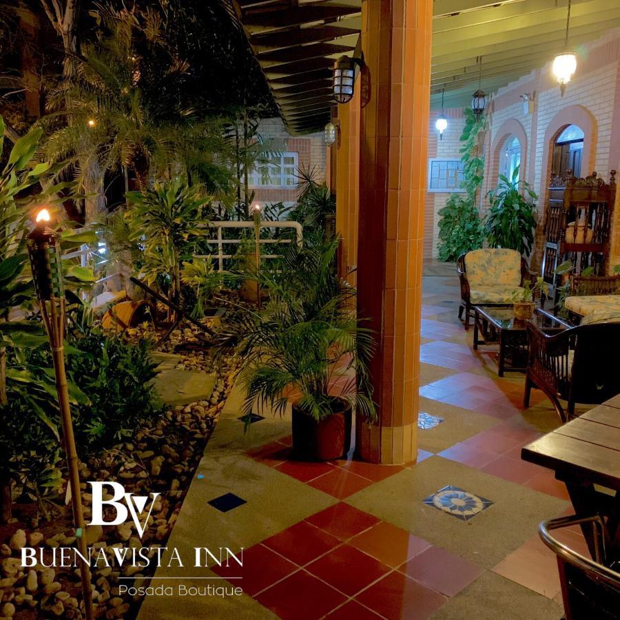 Buenavista Inn Майкетия Экстерьер фото